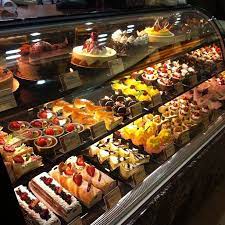 85 C Bakery Cafe Recommends Sea Salt Coffee Blueberry Cream Cheese Filled Buns And The Brioche Cafe Food Bakery Cafe Bread Shop