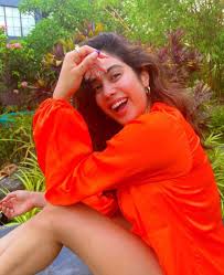 Janhvi kapoor admits she deleted everything on her instagram feed before making it public social media comes with its own set of pros and cons. Jas6ruk1l9xdym