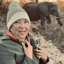 This out of bounds play run by Houston with 2.8 seconds left in a tie game  might be the best play of its kind I've ever seen — surpassing even Deandre  Ayton's