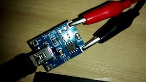 Infine va considerata la possibilità da parte di un caricatore di effettuare la il caricabatterie ha anche una porta usb: Circuito Carica Batterie Litio Youtube