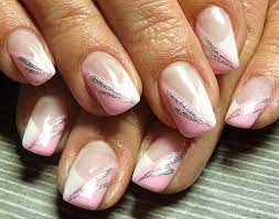 nailart gemalt french nagel muster pinke nagel designer nagel