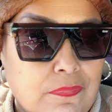 Jackie Rojas (@blingitupwithjackie)