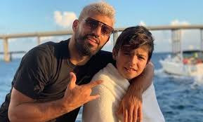 Probably there is no child in the world with so much pressure than benjamin aguero, if he decides to become a football player.the boy grandpa is diego maradona, his father is sergio aguero and godfather is lionel messi.thus, he will be asked for the moon. Benjamin Aguero Wiki Sergio Aguero Mother Age Birthday Godfather