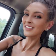 And just like that, winter makes an appearance in the Great Smoky  Mountains! 4” of fresh powder thus morning at LeConte Lodge ❄️