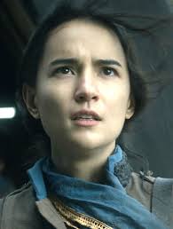 The shadow and bone star is making waves in a huge way, and people are loving every minute of it.li stars as alina starkov on the show, and relishes the opportunity to portray a character who she can relate to. Jessie Mei Li Moviepilot De