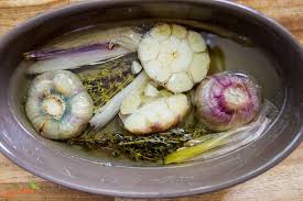 Gerostetes Knoblauchol Naturlich Lecker Gemusebruhe Selber Machen Lecker Lebensmittel Essen
