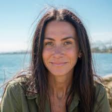 Looking for someone to paint half court lines accurately