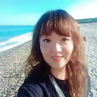 Selena Chang's Instagram, Twitter & Facebook