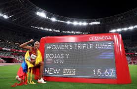 Inika mcpherson, 1.65m tall, a 2.00m pb, with a differential of 35 cm.; Zlp Wu84qj2m