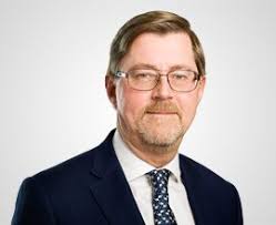 Standard Chartered CEO And Leadership: Executives and Demographics