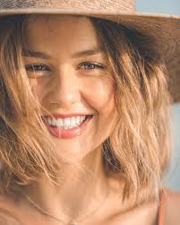 Isabelle Cornish