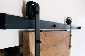 diyしたくなる 愛着 に 機能 をもたらすドアの活用術 インテリア 収納 インテリア 家具 おしゃれ ドア