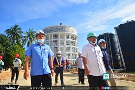 12 julai 2016 tempoh gangguan : Pengerusi Jawatankuasa Infrastruktur Kemudahan Awam Utiliti Dan Teknologi Hijau Negeri Dr Mamad Puteh Dan Ketua Pegawai Eksekutif Syarikat Air Terengganu Satu Ir Atemin Sulong Memantau Keadaan Loji Air Satu Loji Air Pulau