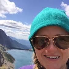 Anna Quillen's Instagram, Twitter & Facebook