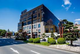 We can help them face challenges in a productive way. United Business Center 1 Office Building Palas Ensemble Picture Of Palas Iasi Tripadvisor