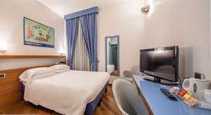 L'établissement est impatient de vous accueillir à. Hotelzimmer Best Western Hotel Plaza Napoli Italien