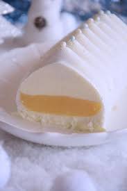 J Ai Sorti Les Decorations De Noel Pour Realiser Ce Shooting Et Je Peux Vous Dire A L Insta Mousse Noix De Coco Buche De Noel Noix De Coco Recette Dessert Noel