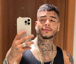 MC Kevin bate 10 milhões de seguidores após trágico acidente |