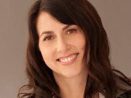 MacKenzie Bezos makes her debut on the Forbes billionaire list | Business  Insider India