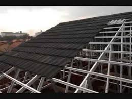 Harga genteng metal multiroof termurah terbaru 2019 hadir dengan dua tipe genteng metal yaitu berpasir dan non pasir harga genteng. Jual Genteng Metal Berpasir Harga Murah Cv Sekar Sion Youtube