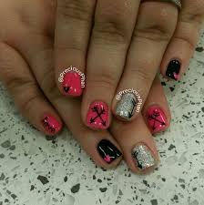 Looking for some cute thanksgiving nail art or fall nail polish colors? Easy Diy Valentines Nail Designs For Short Nails Party Wowzy