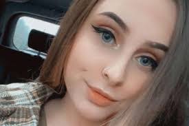 Nicole Stuart's Instagram, Twitter & Facebook