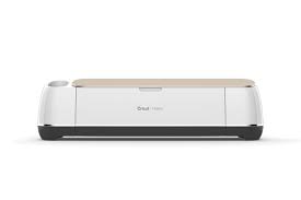 A setup window displays installation progress. Cricut Maker In Champagne Der Vielleicht Beste Schneideplotter Der Welt Kreativplotter Webshop