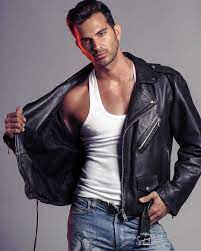 8 950 Mentions J Aime 50 Commentaires Suso Alvarez Perera Oficialsusogh16 Sur Instagram Quot Chico Leather Jeans Men Leather Jacket Men Leather Jacket