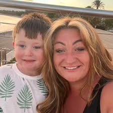 Random question but we've just arrived in Caleta and I've forgotten my hair  straighteners from home 🙈 anywere I could purchase some local?