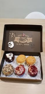 Union's cakes are so popular in jakarta and around, moreover their red velvet cake. Beli Isi 6 Picture Of Union Jakarta Tripadvisor