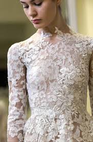 Chiara ferragni earned her wedding dress designer more media value than meghan markle did her duo of dior couture gowns reportedly earned the french house a media impact value of $5.2 million. Why Chiara Ferragni S Wedding Gown Is An Inspiration For Hijabi