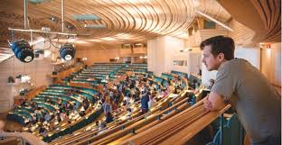 دورات تعليم اللغـة السويـدية برنامج المسار السريع لتعليم اللغـة عن بعد عبر الأنتـرنيت والموبيل الأخبار السويدية اليومية