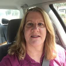 Mary Capps's Instagram, Twitter & Facebook