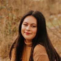 Valerie Avalos's Instagram, Twitter & Facebook