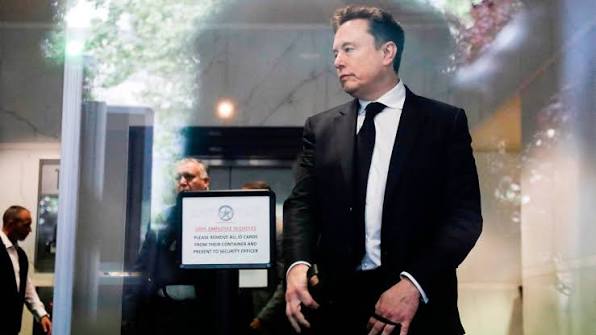 Elon Musk flouted the rules with his Twitter play, but will the SEC hold  him to account? - SmartCompany