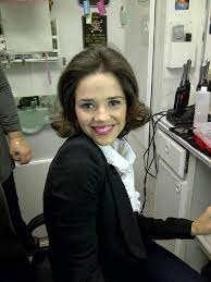 Madmen Flip Hairstyle Very Retro Classic Hairstyles Hair Flip Roller Set