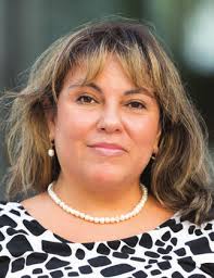 Economic Status of Latinas Report