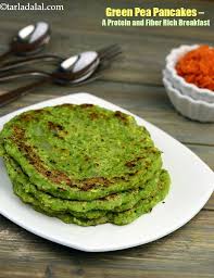 Green Pea Pancakes Recipe With Moong Dal Indian Diabetic Recipes Recipe Recipes Diabetic Breakfast Recipes Indian Breakfast