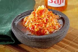 Add all ingredients for sambal into a . Mau Tahu Rahasia Sambal Bawang Mentah Tidak Berbau Langu Ini Jawabannya Semua Halaman Sajian Sedap
