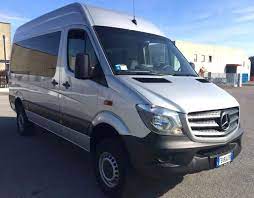 Fantastica ed introvabile pulmino 9 posti ricercatissima, per i metodi di pagamento chiedere in privato no p a y p a l non scambio no resi per ulteri. Mercedes Sprinter Komby 9 Posti 4x4 Preda Autonoleggio