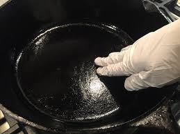 Seasoning A Cast Iron Skillet With Bacon Grease Grilling 24x7 Season Iron Skillet Seasoning Cast Iron Bacon Grease