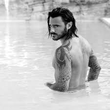 French Reality Tv Candidate Benjamin Samat Yooying Long Hair Styles Men Reality Tv Beautiful Men