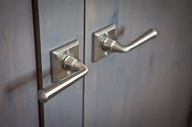 Best Door Levers Trends For A Luxury Kitchen Kitchen Hardware Kitchen Decor Hardwarejewelry Homedecor Doorlev Door Levers Doors Interior Door Accessories