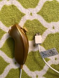 Club nintendo wii golden nunchuk nunchuck handle classic gold controller pro. Nintendo Wii Gold Nunchuk By Nintendo This Ultra Exclusive And Rare Metallic Gold Nunchuk Was Only Ever Avail Nintendo Wii Video Games Nintendo Skyward Sword