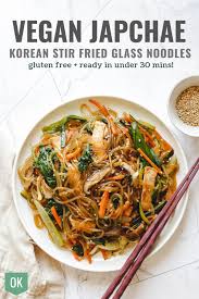 Vegan Japchae Korean Stir Fried Glass Noodles Okonomi Kitchen Recipe In 2020 Stir Fry Glass Noodles Glass Noodles Korean Stir Fry