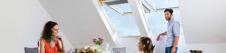 A New Generation Of Top Hung And Pivot Windows With Two Separate Opening Functions Fakro The wg roof access window has a top hung design and the sash opens outwards. top hung and pivot windows