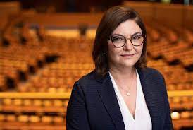 Letelica iz minska konačno poletela ka viljnusu! Romanian Mep Adina Valean Accepted As European Commissioner For Transport Romania Insider