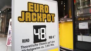 Euromillionen in österreich, eigene schreibweise euromillionen oder euromillions in der schweiz, eigene schreibweise euromillions ist eine mehrstaaten lotterie party. Lottogewinn Von 48 Millionen Euro In Brandenburg Erzielt Rbb24