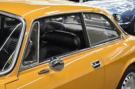 Image result for Giallo 1971 Alfa-Romeo