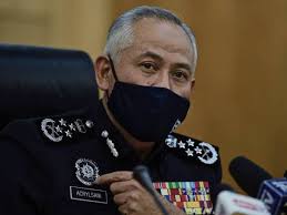 Biarlah orang kutuk saya, sudah beberapa tahun jadi ketua polis negara masih berlaku lagi (rasuah). Pdrm Kenal Pasti Calon Timbalan Ketua Polis Negara Acryl Sani